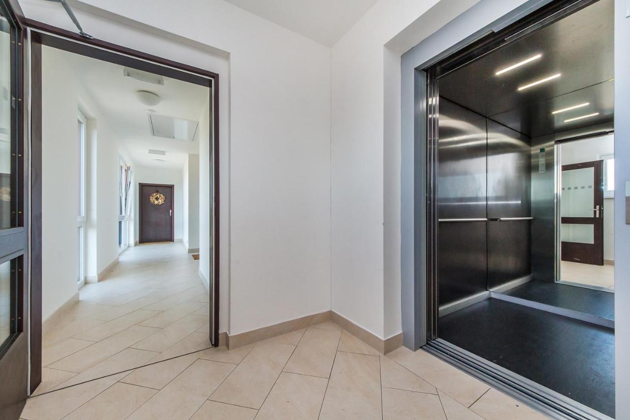Rezidence Svehlova Apartment *